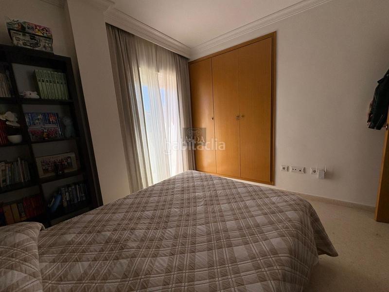 Foto 5d491349-2e48-4920-9137-ab7a41212e30. Flat with parking pool in Centro Estepona