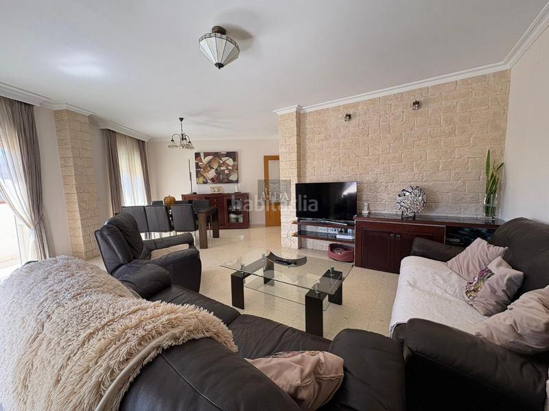 Foto 8731d442-ad0b-46ee-844c-671bd01a2a62. Flat with parking pool in Centro Estepona