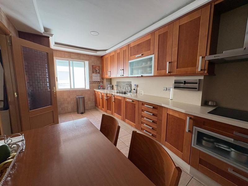 Foto d4ea42ad-ccb7-4dae-a374-1419567b4ad0. Flat with parking pool in Centro Estepona