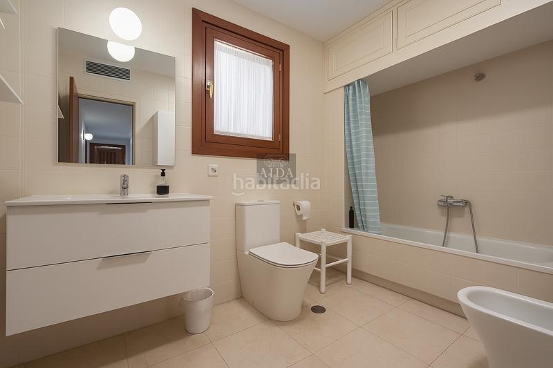 Foto 476c6ecd-72dc-4c90-8bac-11d4d06db777. Attico in Centro Estepona