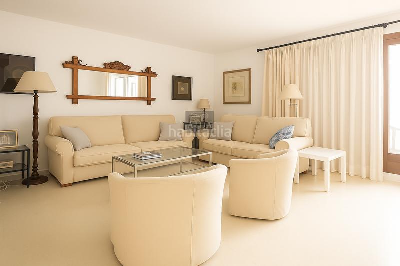 Foto 5277d34d-b6f3-4d66-a366-e689121ad22b. Attico in Centro Estepona