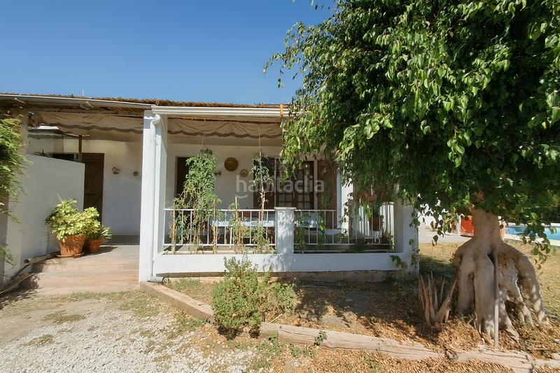 Foto 81029d00-044b-4121-8143-6fa00be04f8f. Chalet con parcheggio piscina in El Velerín Estepona