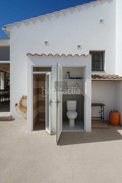 Foto 8de56786-4a58-41f2-af58-113013699045. Chalet con parcheggio piscina in El Velerín Estepona