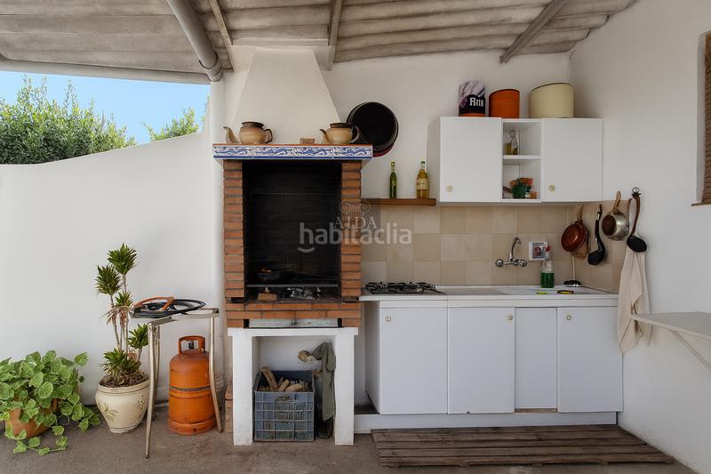 Foto ba11be2a-ec2e-4636-9d01-d502d9b9adeb. Chalet con parcheggio piscina in El Velerín Estepona