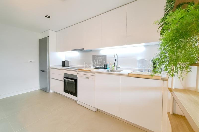 Foto fa8c5e34-8336-4823-909d-4b4a617a985e. Location appartement avec parking piscine dans La Concha - Resina Golf Estepona