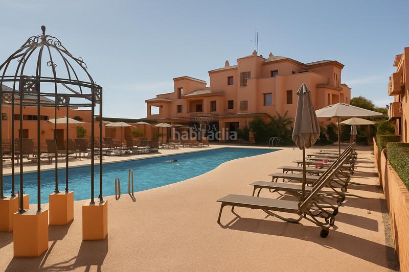 Foto 3373376d-cc02-44a6-8b61-cf120afaf572. Appartamento con parcheggio piscina in Paraiso - Barronal Estepona