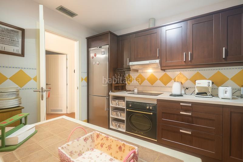 Foto 848edceb-583e-44a8-b188-9d2fb805f687. Appartamento con parcheggio piscina in Paraiso - Barronal Estepona