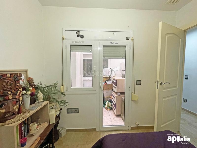 Foto 9d711986-d2ea-4544-aa91-7c6b31ab76a2. Casa a schiera con parcheggio in Ca n'Oriac Sabadell