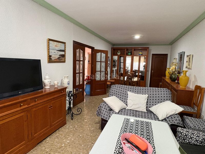 Foto 41f0d9d4-2241-40cc-9181-4d667bc7c27a. Casa adossada amb xemeneia a El Brillante -El Naranjo - El Tablero Córdoba