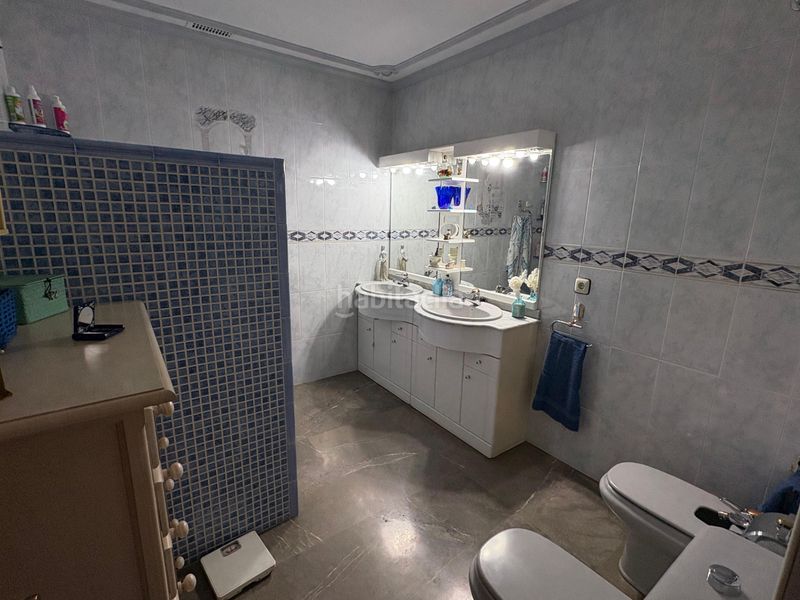 Foto be6a59c5-a4c2-4739-905c-e80747ebc4cd. Casa adossada amb xemeneia a El Brillante -El Naranjo - El Tablero Córdoba
