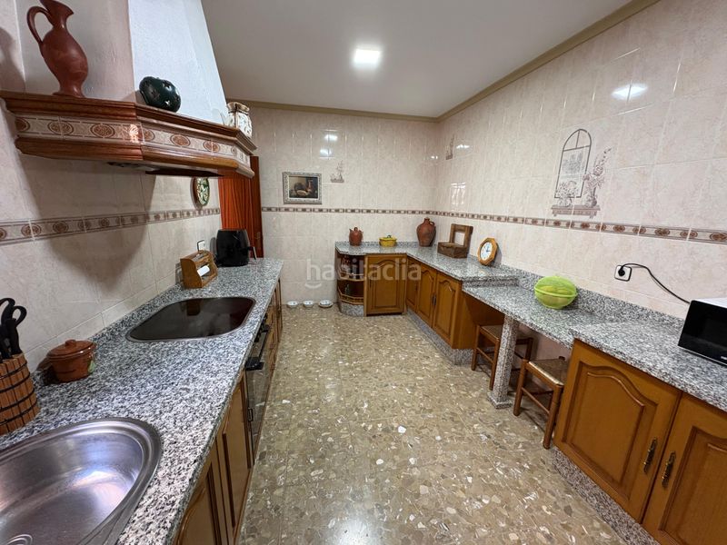 Foto fa8fc953-5a3f-4bf2-9dd3-50363c2c8582. Casa adossada amb xemeneia a El Brillante -El Naranjo - El Tablero Córdoba