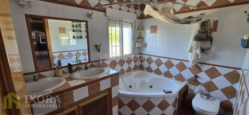 Foto 4130046b-c13d-4364-9bb5-951ac70369d3. Casa amb aparcament piscina a San Roque - La Cruz - La Rozuela Linares