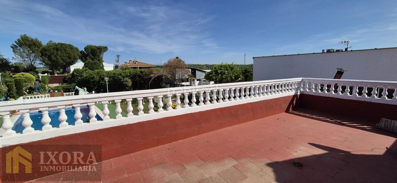 Foto dc540720-9fb4-4e5e-a1ef-d72c8fe4c4ef. Casa amb aparcament piscina a San Roque - La Cruz - La Rozuela Linares