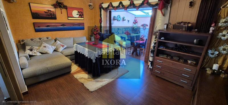 Foto 91a6c872-3841-48f1-9478-3b884f9efebc. House with parking in Zona Hospital Linares