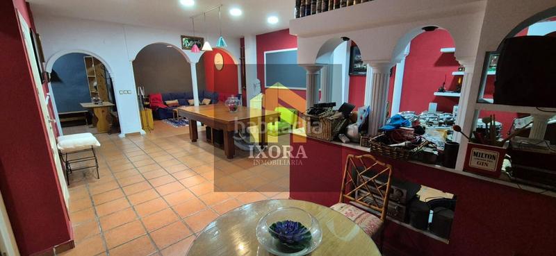 Foto d08e97d1-a6cf-446f-9e27-c3ea04c4f978. House with parking in Zona Hospital Linares