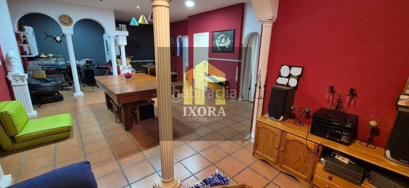 Foto e77ce603-1a21-46ac-923e-aada71ce93bc. House with parking in Zona Hospital Linares