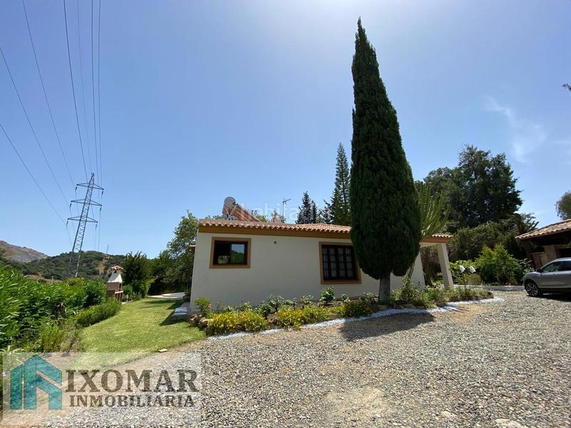 Foto f467d8e2-63cf-4ec9-872c-668e02f9e456. Masía magnífico chalet con 8000m2 de terreno con piscina en Estepona