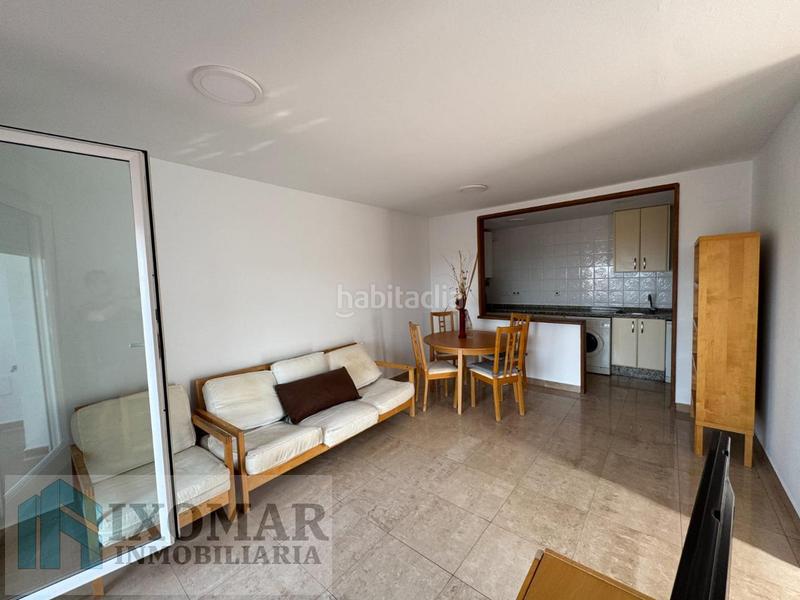 Foto 4102da63-9ff3-4d90-baba-2f3eed71016d. Pis a Manilva pueblo Manilva
