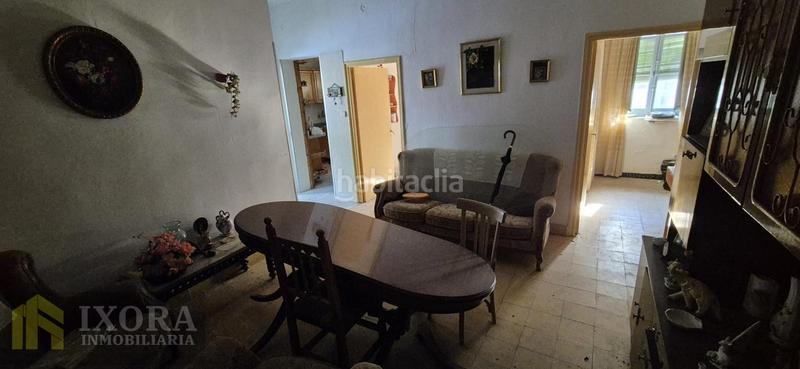 Foto 4281b457-437a-4e8f-8591-7b68856dc065. Casa  para reformar en el barrio de villalonga en Linares