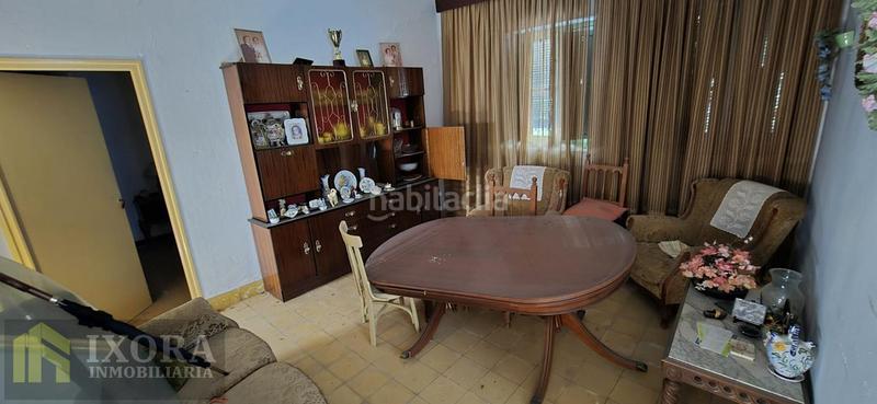 Foto 5ee410a5-483e-449d-8892-fd99b46b64ea. Casa  para reformar en el barrio de villalonga en Linares