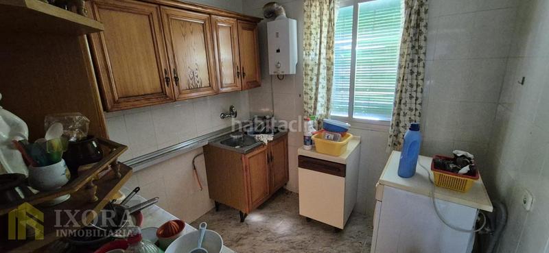Foto e162d93a-9aed-4c9c-a6ef-ea8715b0bc86. Casa  para reformar en el barrio de villalonga en Linares