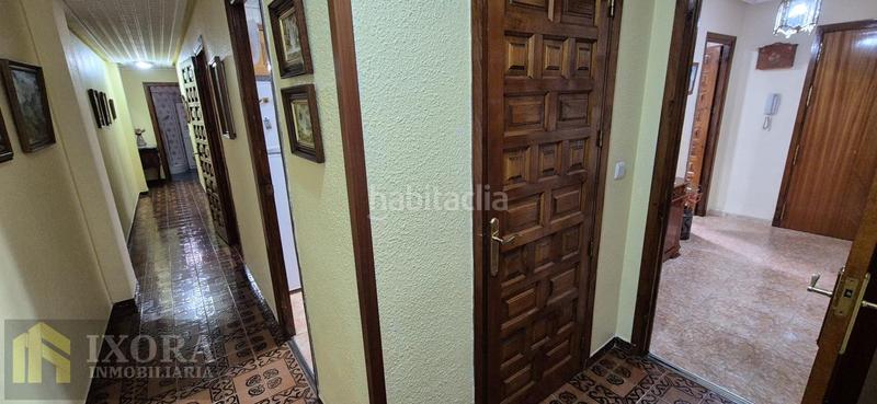 Foto b83cd9e7-7a69-4a1f-bfb1-23b50b2169fa. Piso gran piso en calle julio burell en Linarejos Linares