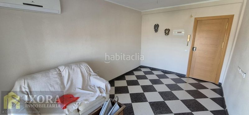 Foto 4aab145d-ba7f-4c0f-9fed-3d5de2b4c341. Pis amb aparcament a Linarejos Linares