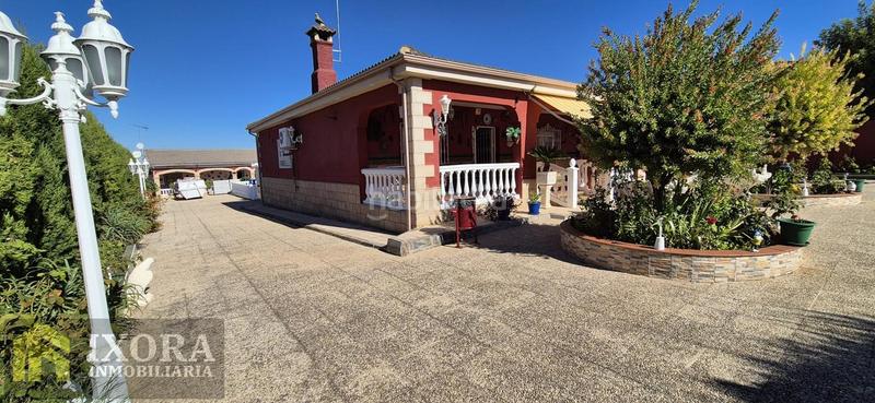 Foto ceca7535-5484-4cbb-8e29-8376b343e29f. House with parking pool in San Roque - La Cruz - La Rozuela Linares