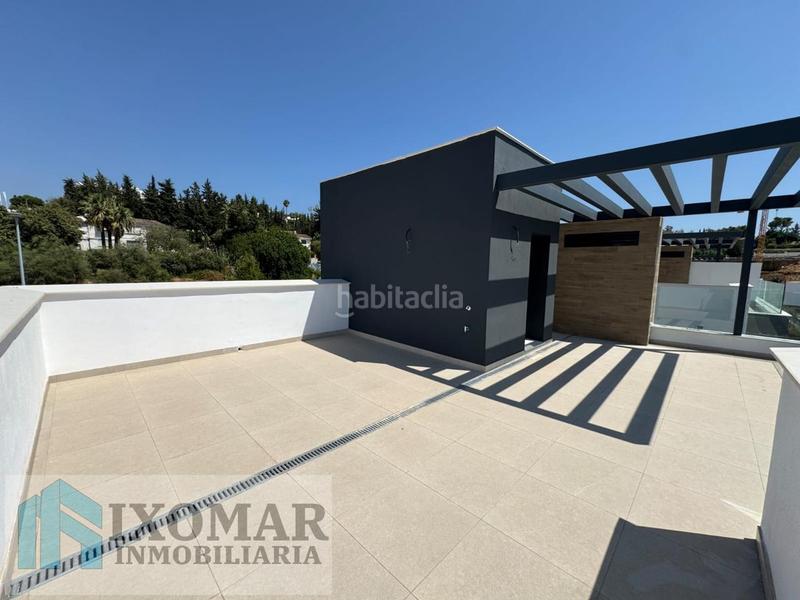 Foto 9c54e024-d7c8-426e-bd81-e5c6aaa469f7. Casa villa de diseño en Parque Central Estepona