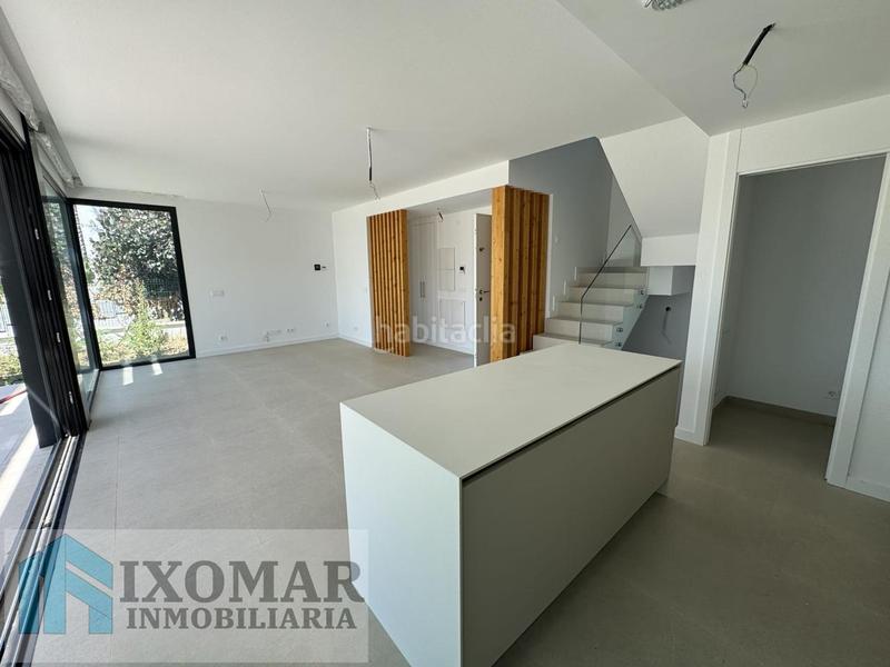 Foto e90da048-fbde-4247-b65c-48d262dbc09d. Casa villa de diseño en Parque Central Estepona