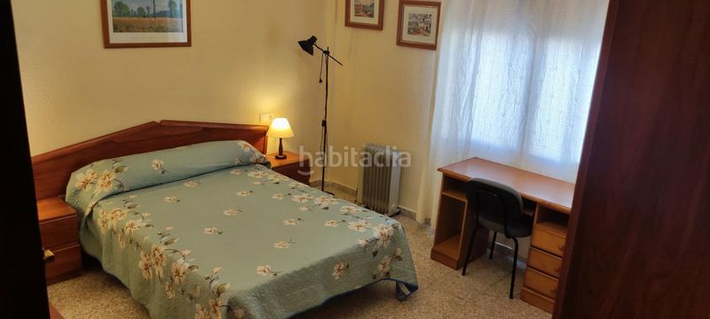 Foto 6914dcf3-a816-4d2b-b1cc-c7c1b8064ac0. Pis a Linarejos Linares