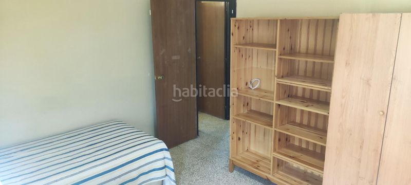 Foto e5eb3ae8-5747-49b8-b0a4-f807d4c12176. Pis a Linarejos Linares