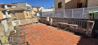 Casa  Cambroneras. Casa para reformar en el centro de linares