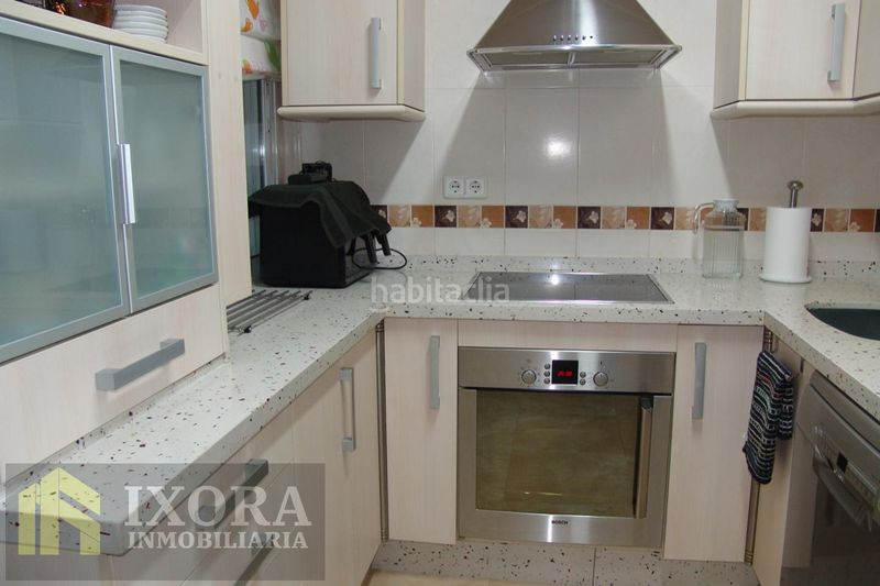 Foto 457b476e-6070-43b0-a684-4ddfa9fc7d77. Casa con parcheggio in Arrayanes Linares