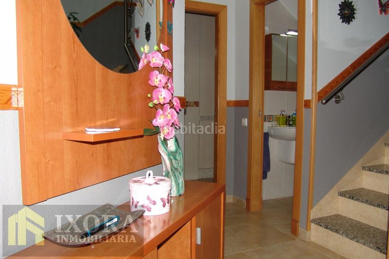 Foto 979ee618-4a3a-46d1-a427-6fb7f96bcf3c. Casa con parcheggio in Arrayanes Linares