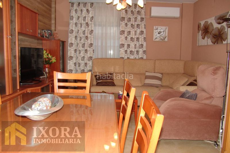 Foto a14a3bc5-6a43-446a-addf-f0cef775f27b. Casa con parcheggio in Arrayanes Linares