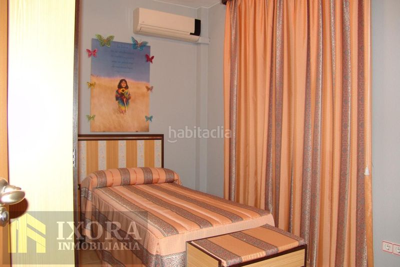 Foto bf8bf0cc-de85-4ac6-b67f-2c8954b75a21. Casa con parcheggio in Arrayanes Linares