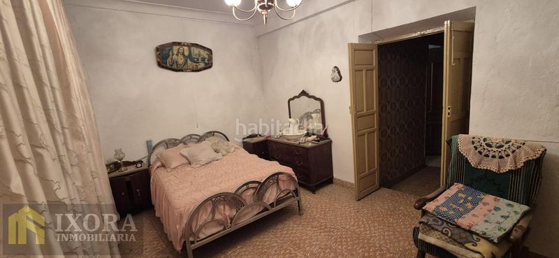 Foto 4973e499-136c-4521-bdfc-6f88083c7da8. Casa amb aparcament a Centro ciudad Linares