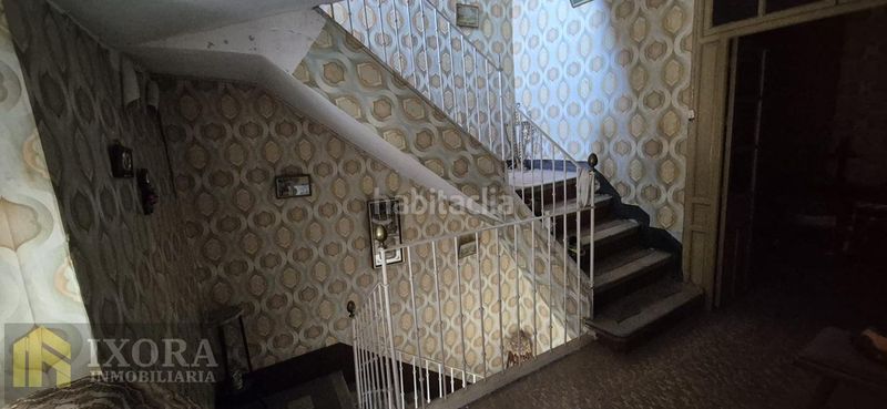 Foto be8b61c6-fa37-4d58-8f2a-ebf8b1d99443. Casa amb aparcament a Centro ciudad Linares