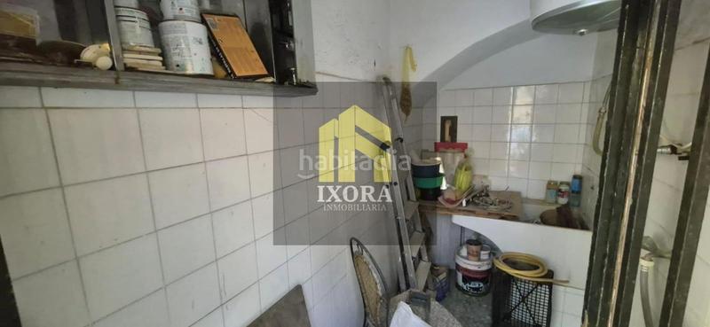 Foto a58cb364-d06a-43a3-9f16-59b31352320b. House with parking in Zona Hospital Linares