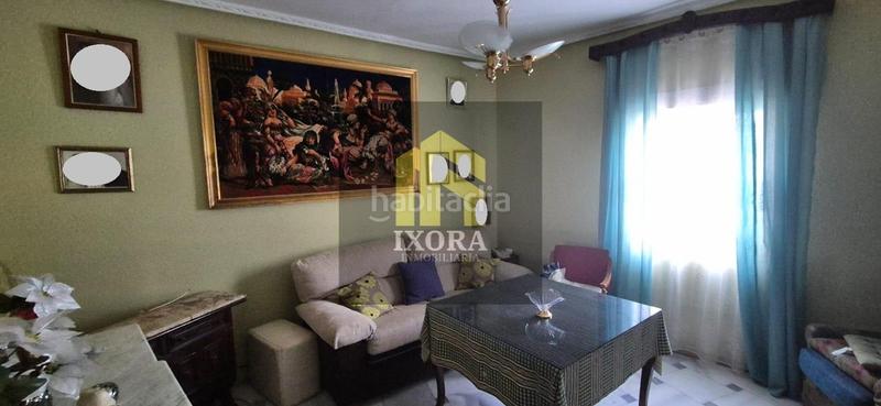 Foto bf4449d1-9dc4-4bd3-af6a-debef9068fc3. House with parking in Zona Hospital Linares