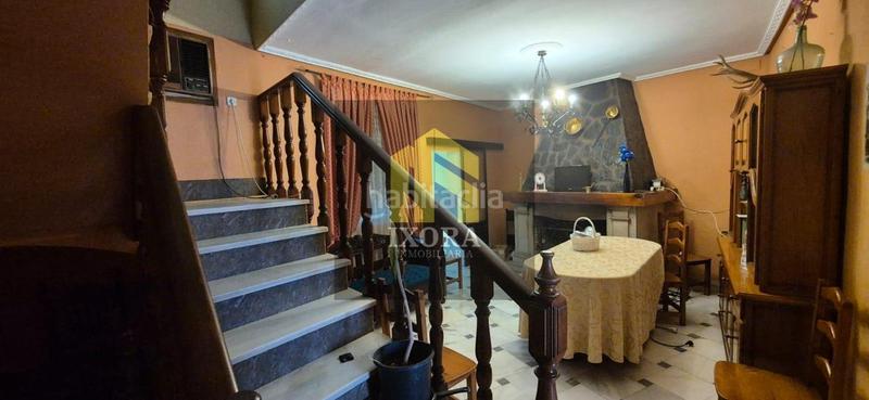 Foto d0edf91f-045b-4be5-9237-aae3d024b34c. House with parking in Zona Hospital Linares