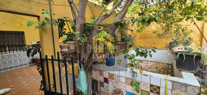 Foto d68541cd-c383-41da-be2a-0c02a625ace9. House with parking in Zona Hospital Linares