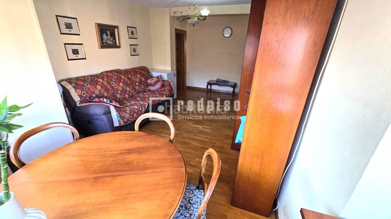 Foto f21d6b9d-3253-478e-917f-f9295deed82e. Piso en Pinar del Rey Madrid
