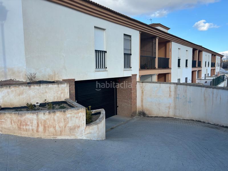 Foto c007c5dd-87ae-4d4a-8d16-35397287289a. Aparcament cotxe a Malahá (La)