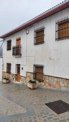 Maison  Plaza la constitucion. Se vende casa en alfarnateno axarquia malaga