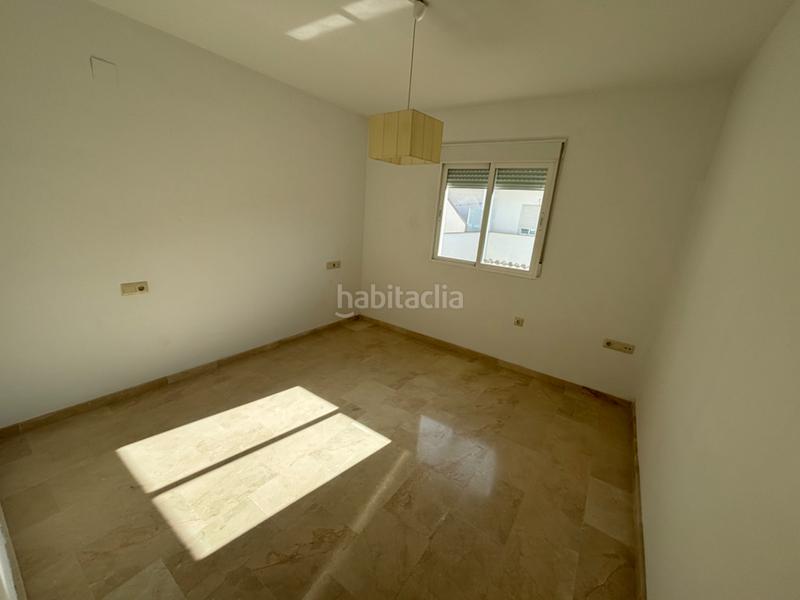Foto cd72654a-9767-4912-8be5-91d94fa62e74. Appartement avec parking dans Malahá (La)