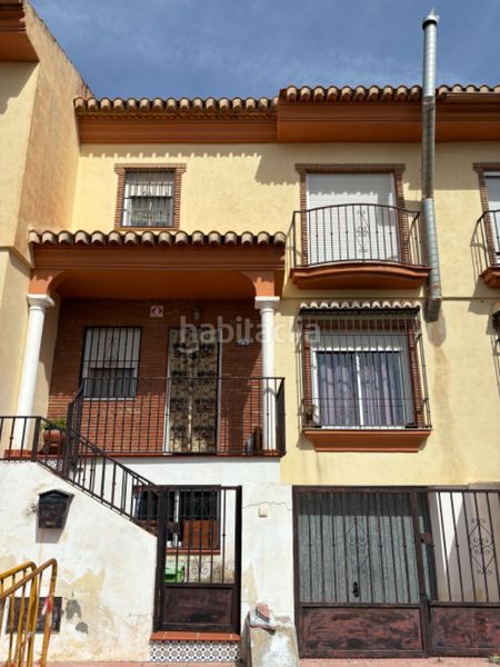 Foto 02e16ed6-8d9a-4000-87be-975277afb0ff. Casa adossada amb xemeneia calefacció aparcament a Malahá (La)