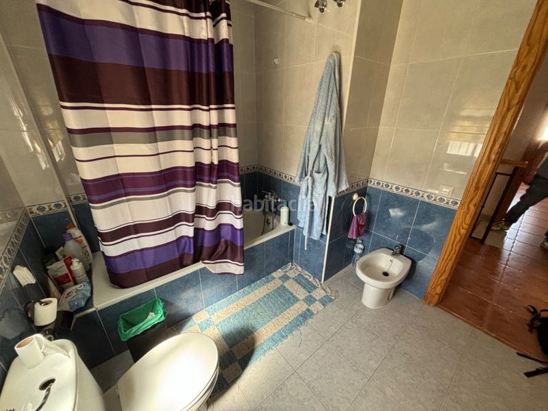 Foto 92100254-eae3-42ff-83f3-4f38fa261fc5. Casa adossada amb xemeneia calefacció aparcament a Malahá (La)