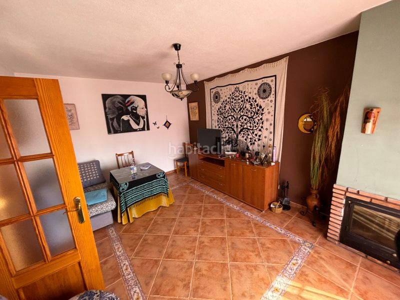 Foto f1171e2a-0101-4116-881b-8afec3ebaa2e. Casa adossada amb xemeneia calefacció aparcament a Malahá (La)